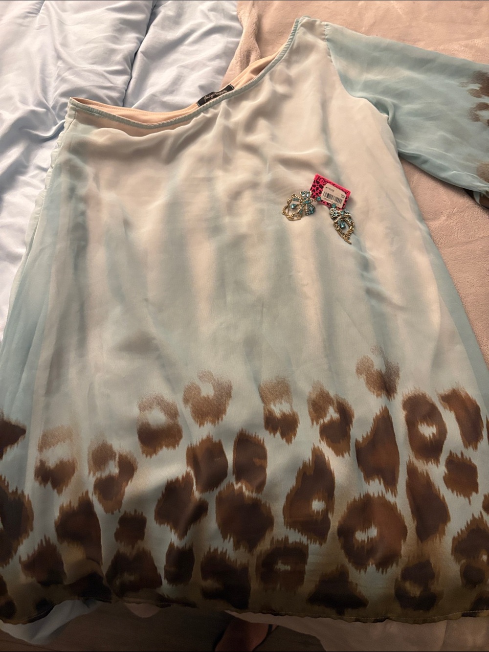 Foreign exchange leopard print dress size M with Betsey Johnson earrings